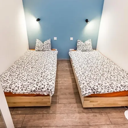 Apartment Eastern *